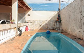 Alugar Residencial / Casa Padrão em Rio Claro. apenas R$ 385.000,00