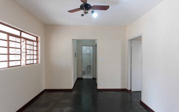 Alugar Residencial / Casa Padrão em Rio Claro. apenas R$ 700.000,00