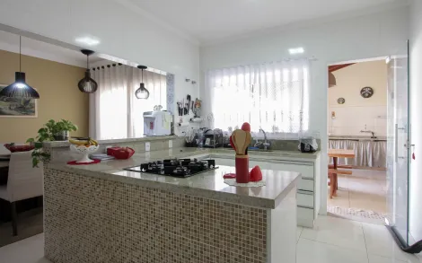 Casa Residencial com 4 quartos, 370m² - Jardim América, Rio Claro/SP
