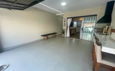 Casa Residencial com 3 quartos, 125m² - Parque Mãe Preta, Rio Claro/SP