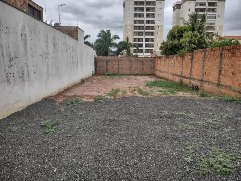 Terreno Murado com 300 m² - Jardim São Paulo II, Rio Claro/SP