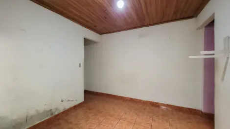 Alugar Residencial / Casa Padrão em Rio Claro. apenas R$ 181.000,00